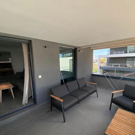 Alexia 1 アパート *