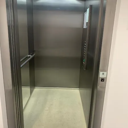 Alexia 1 Apartman *